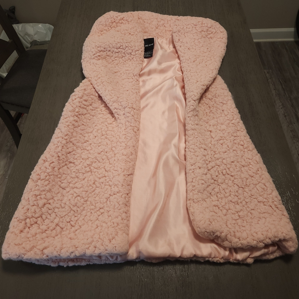 Women's Pink Sherpa Cape